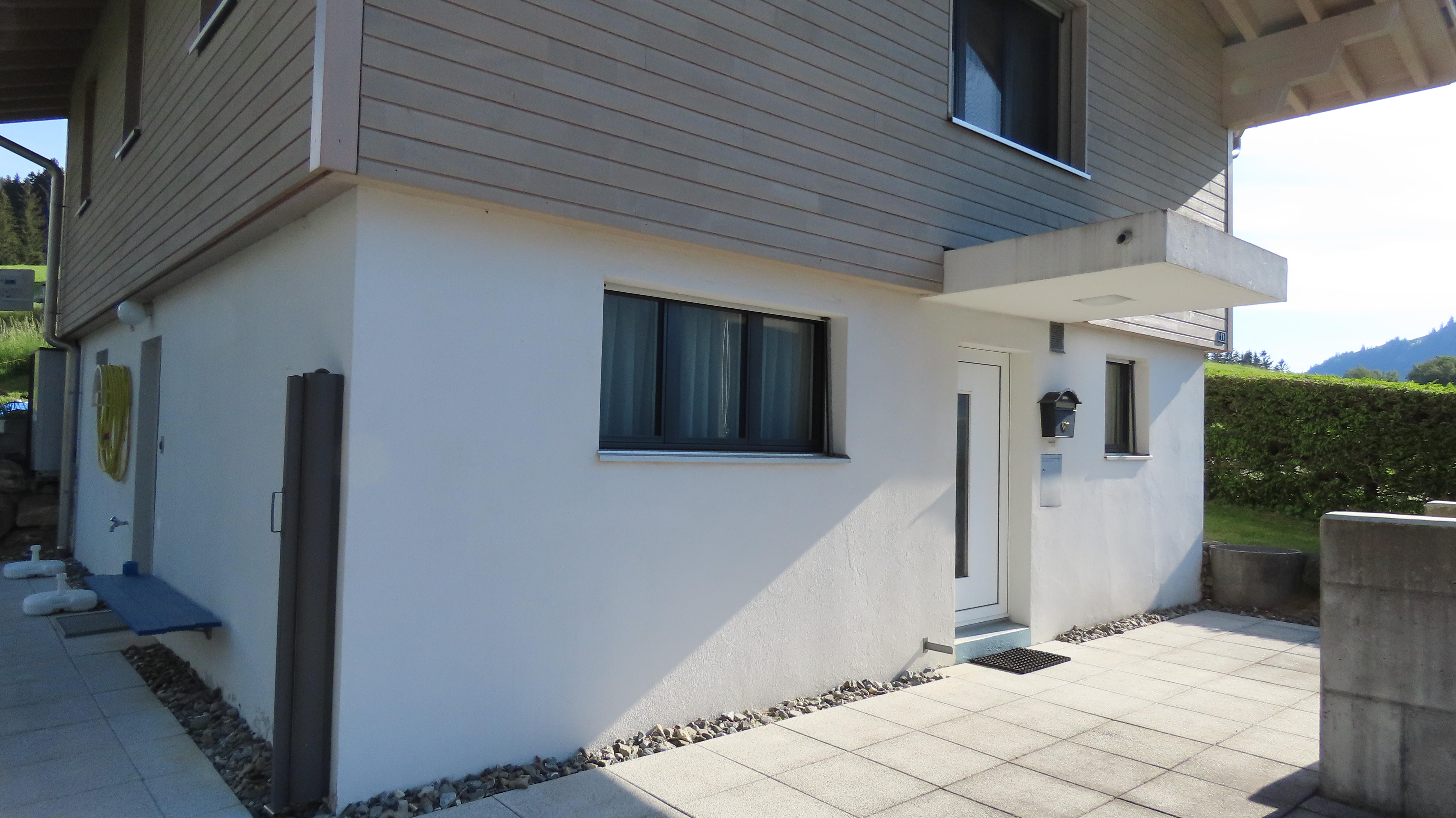 Pool und Umgebung Chalet Drachenstein in Zweisimmen